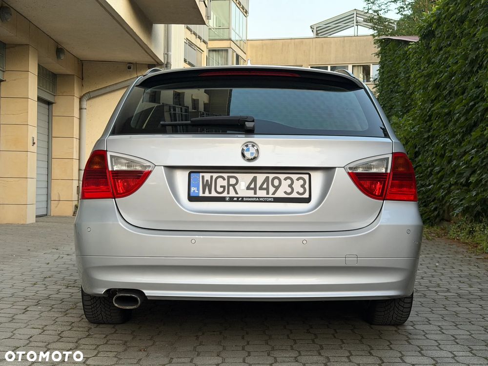 BMW Seria 3 320d DPF - 5