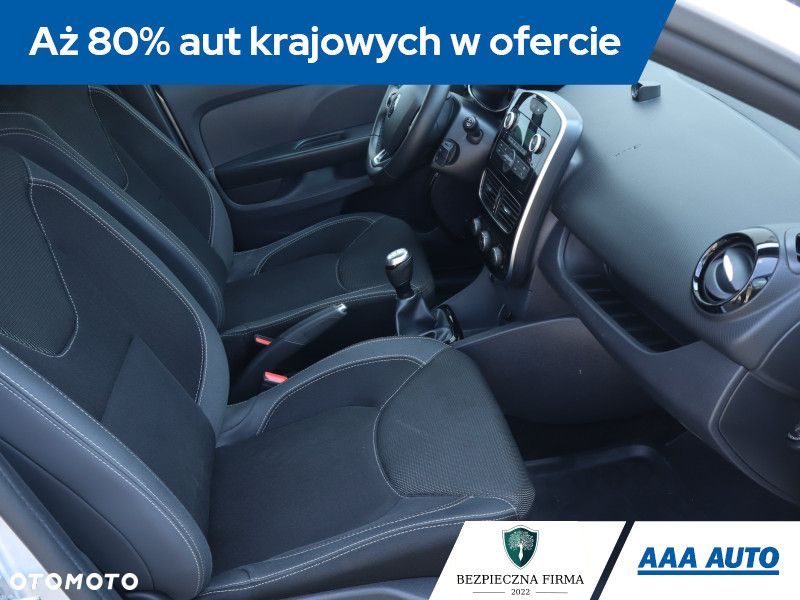 Renault Clio - 11
