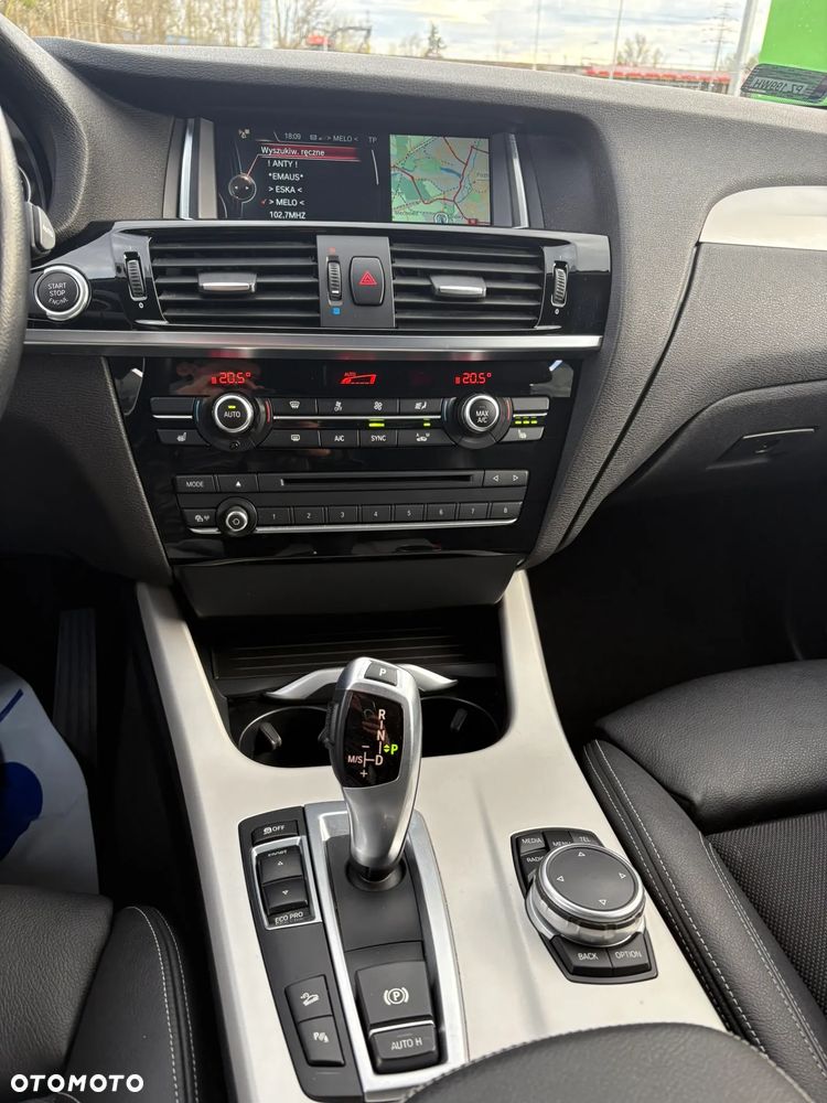 BMW X3 xDrive20d - 13