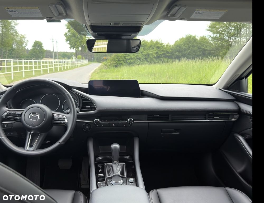 Mazda 3 - 10