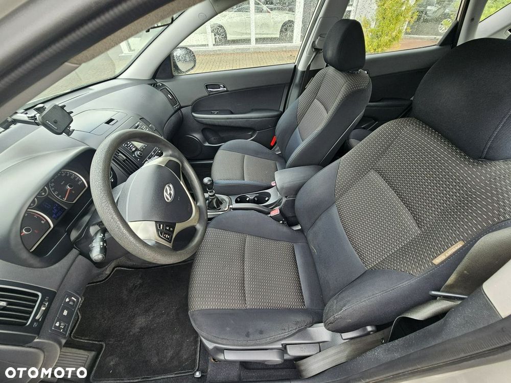 Hyundai i30 1.4 Classic + EU5 - 24