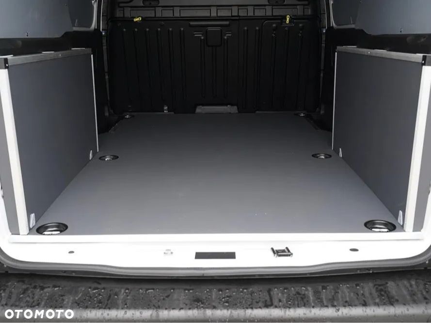 Toyota Proace City 1.5 D-4D Long 2,3t Active - 11