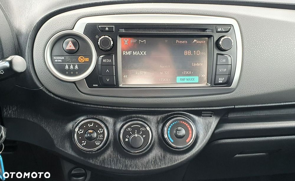 Toyota Yaris - 8