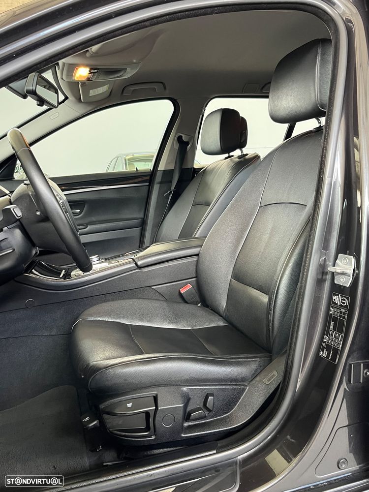 BMW 520 d xDrive Line Luxury Auto - 14