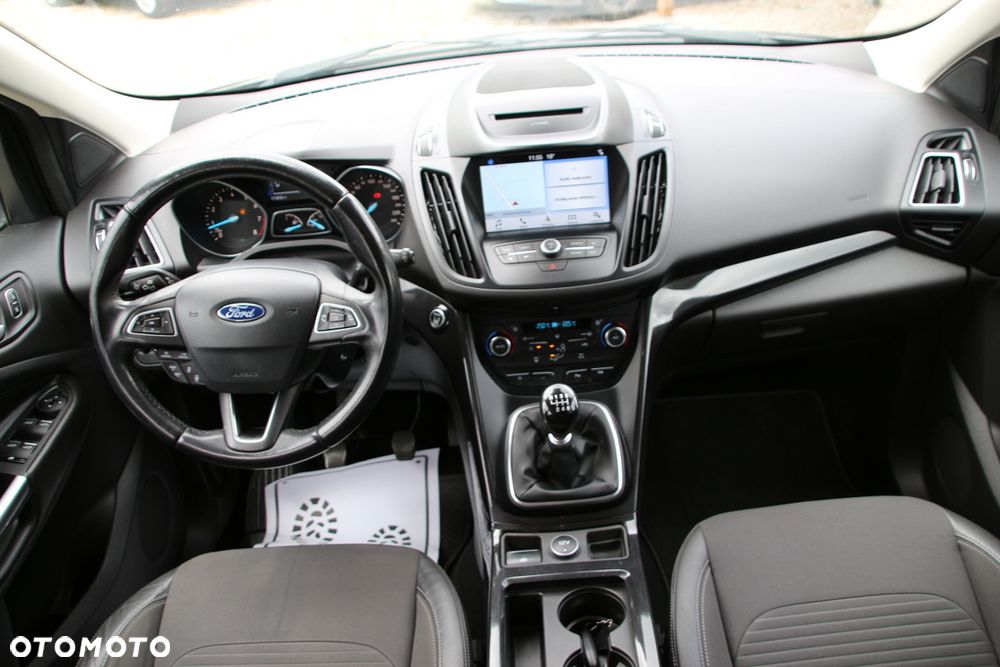 Ford Kuga 1.5 EcoBoost 2x4 SYNC - 16