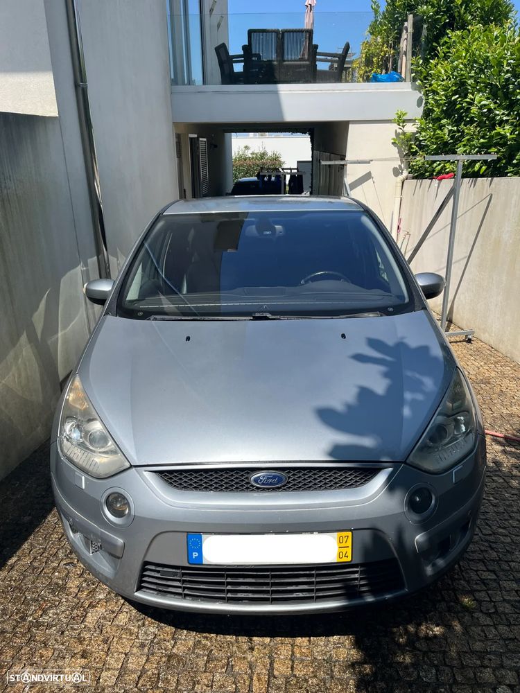 Ford S-Max 2.0 TDCi Titanium 7L - 16