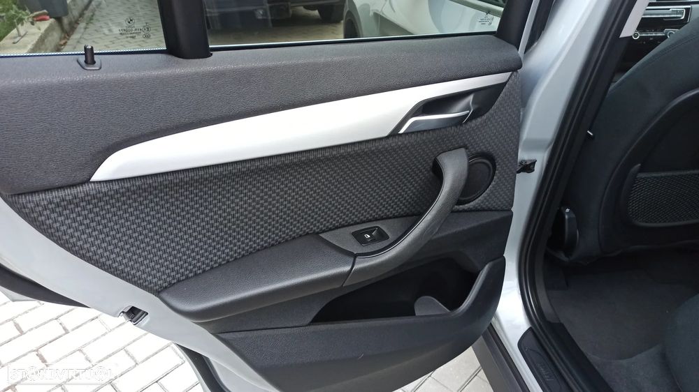 BMW X1 16 d sDrive Advantage - 28