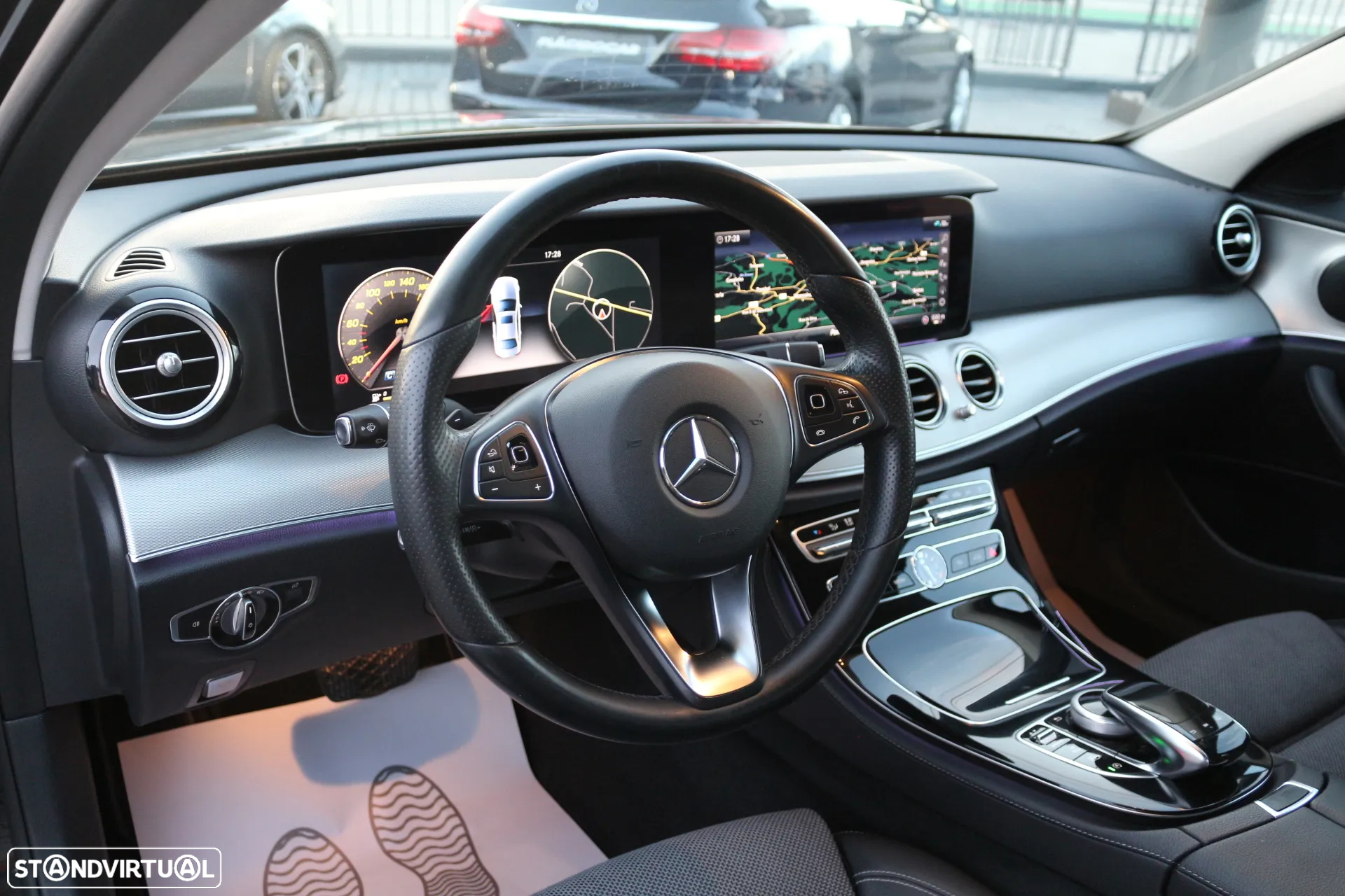 Mercedes-Benz E 220 d 9G-TRONIC Avantgarde - 11