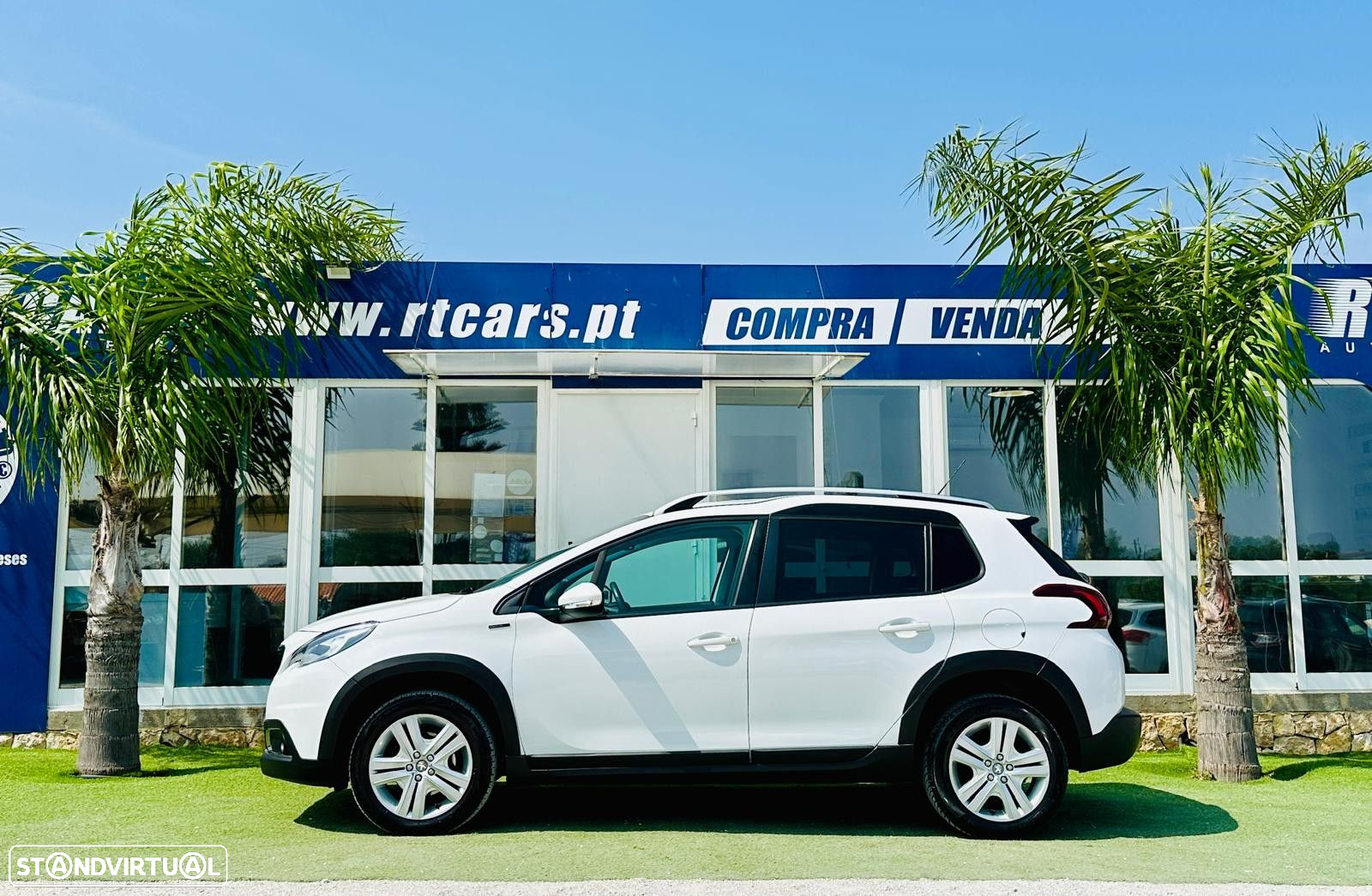Peugeot 2008 1.2 PureTech Signature - 4