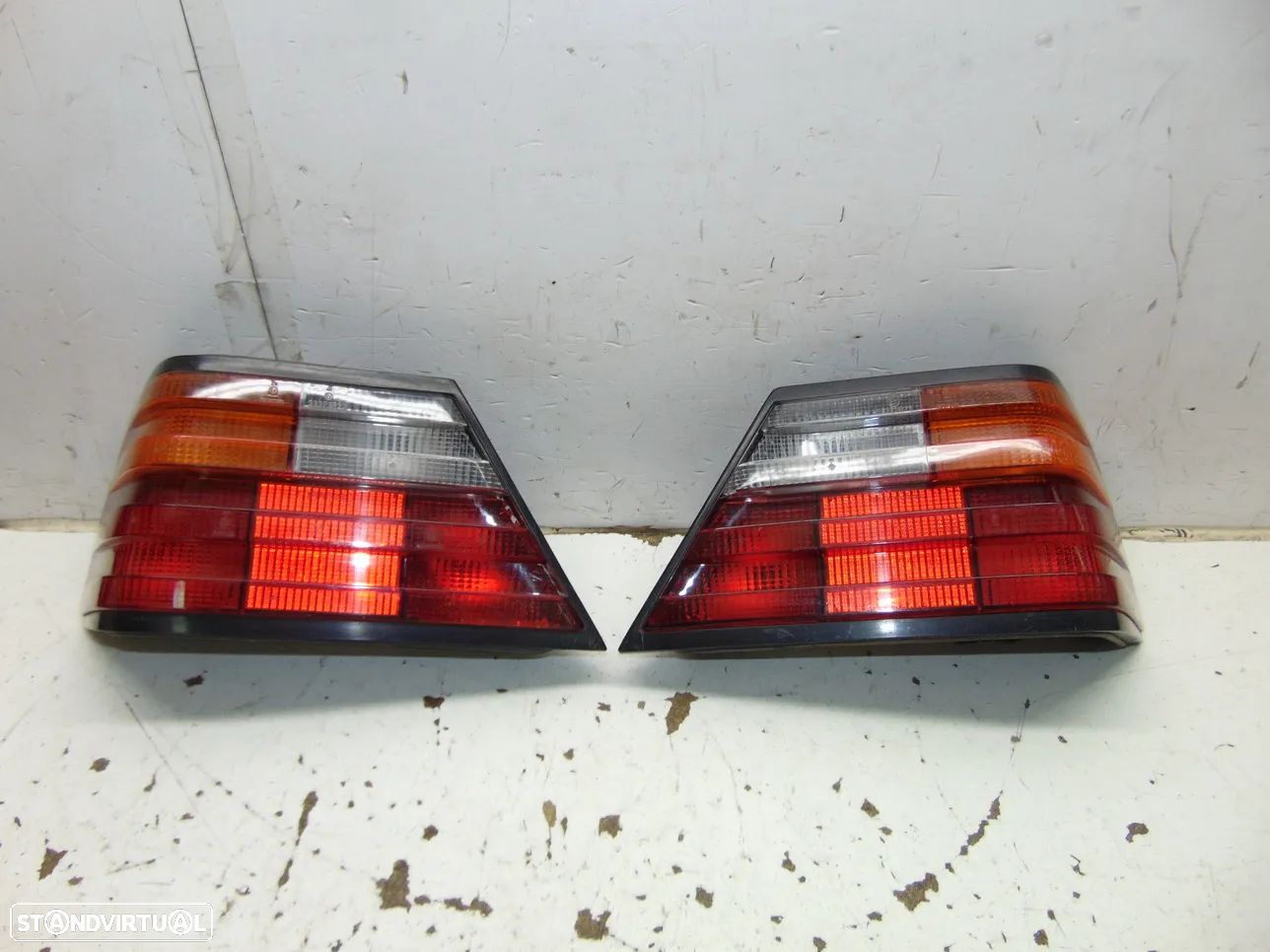 Mercedes W124 farolins - 1