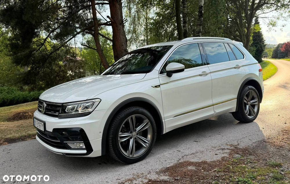 Volkswagen Tiguan - 1