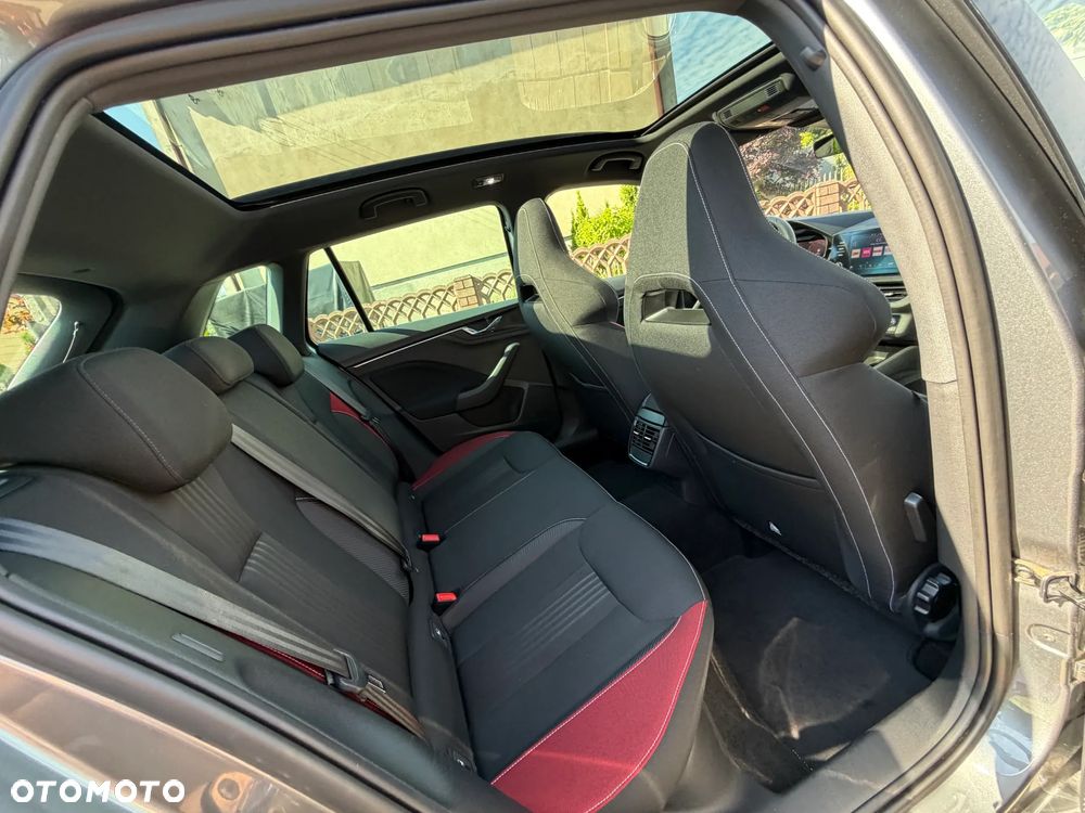 Skoda Kamiq 1.5 TSI Monte Carlo DSG - 30