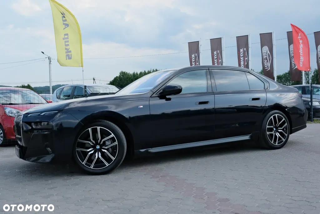 BMW i7 105.7kWh xDrive60 M Sport - 16