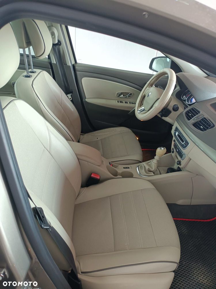 Renault Fluence 1.5 dCi Intens EU6 - 12