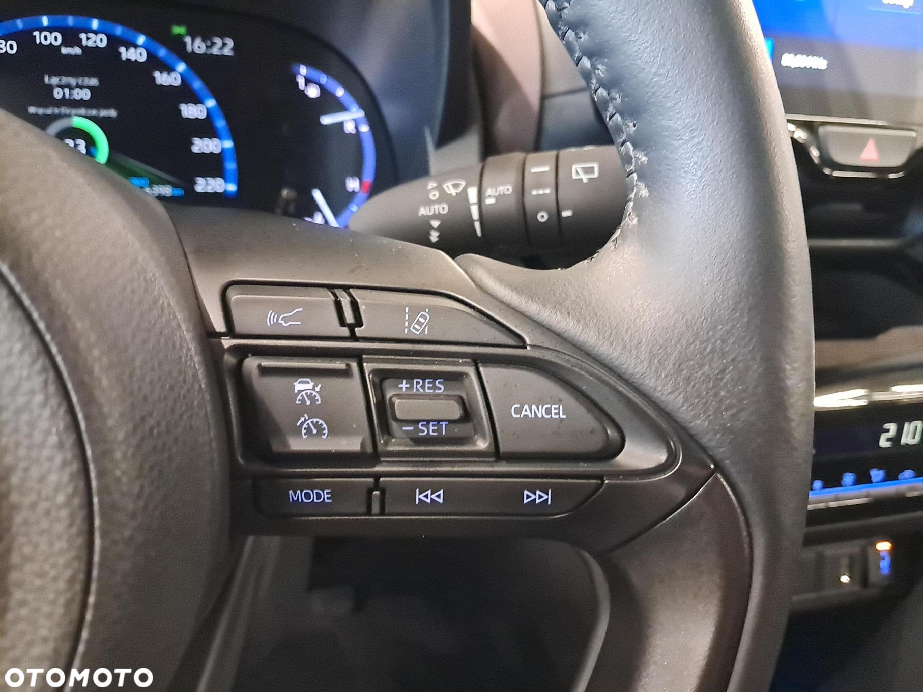 Toyota Yaris Cross - 24