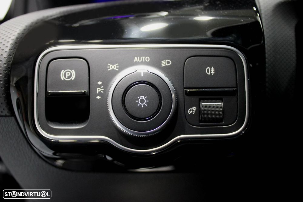 Mercedes-Benz A 180 d AMG Line Aut. - 13