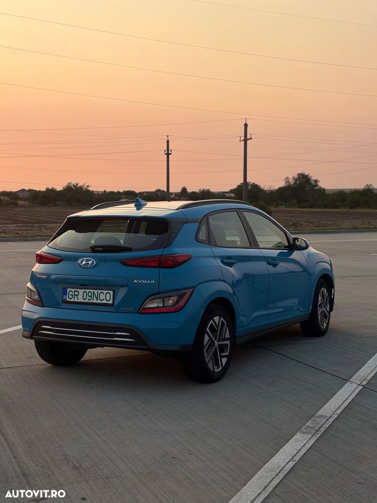 Hyundai KONA - 3