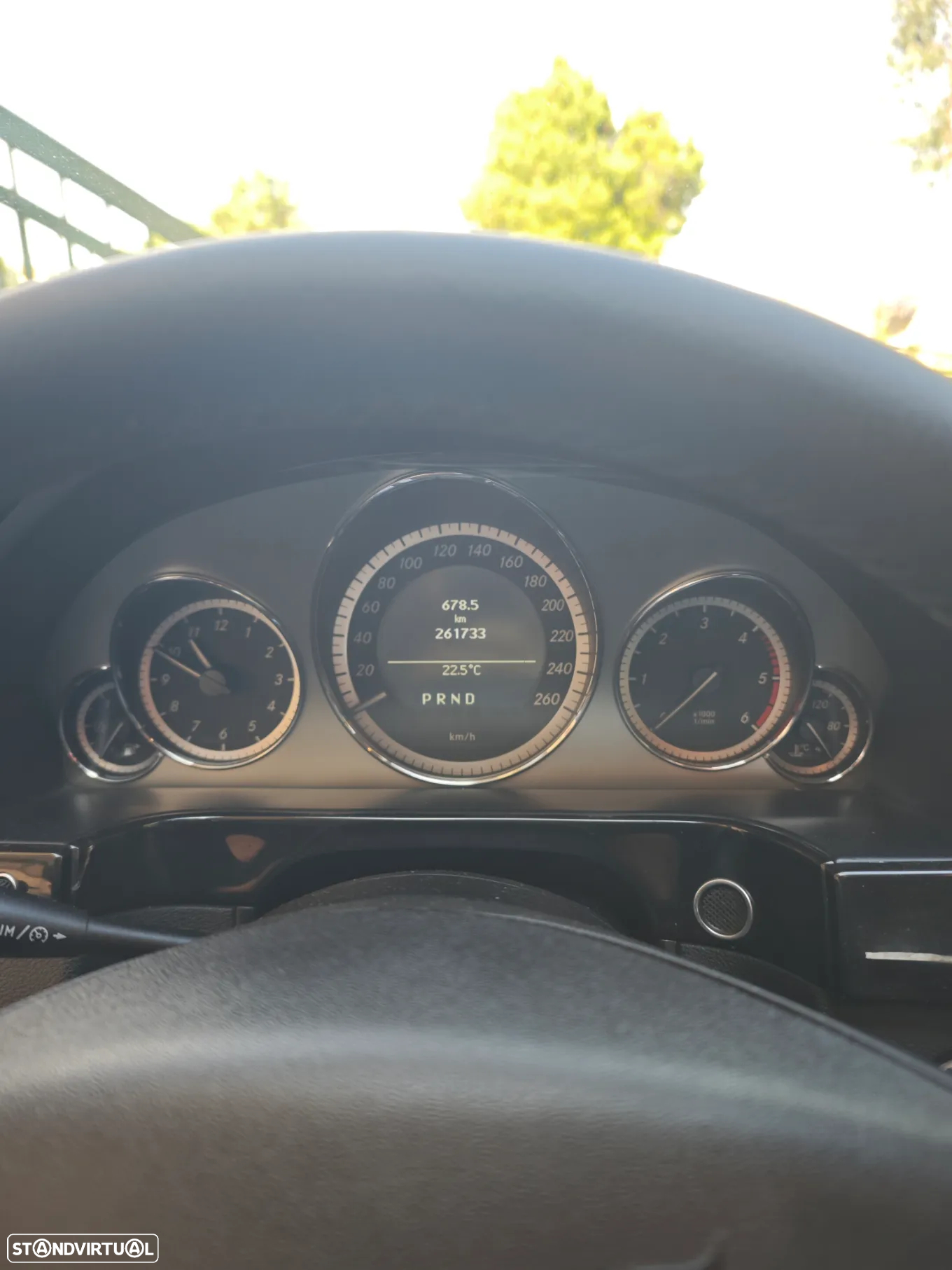 Mercedes-Benz E 250 CDi Avantgarde BlueEfficiency Auto. - 11