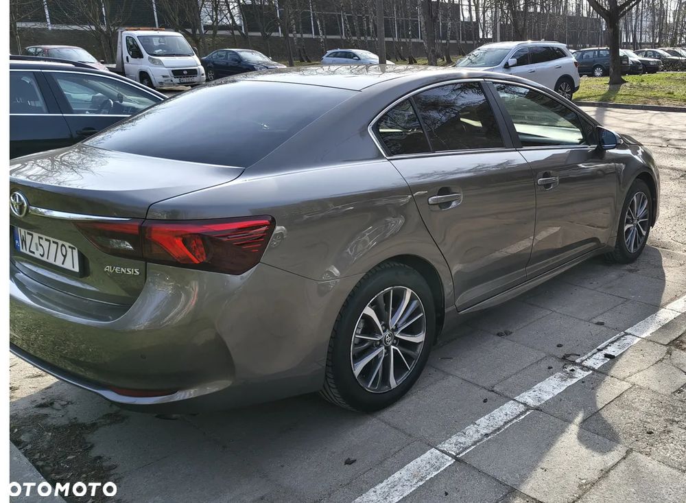 Toyota Avensis 1.8 Active MS - 7