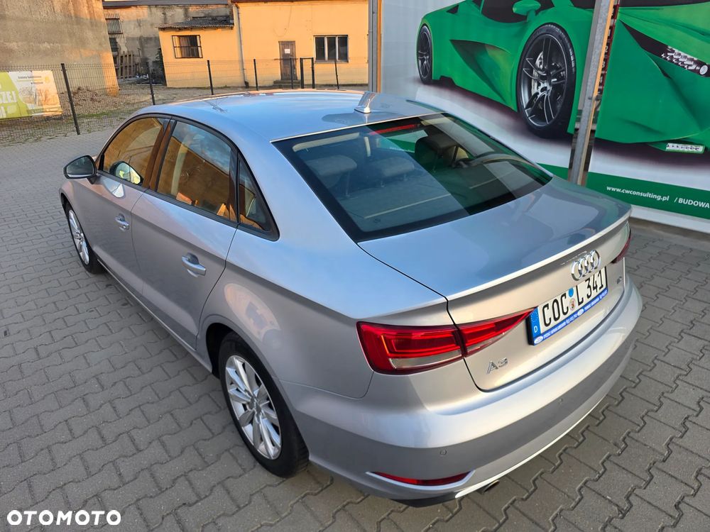 Audi A3 Limousine 1.6 TDI design - 11