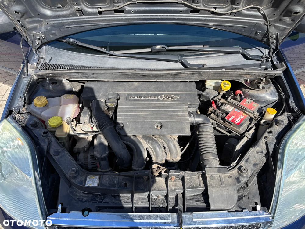 Ford Fiesta 1.6 Trend - 6
