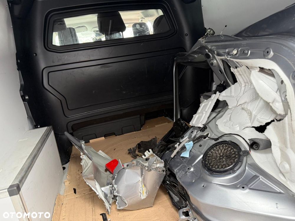 Opel Vivaro Kombi Long 2,8t Enjoy - 23