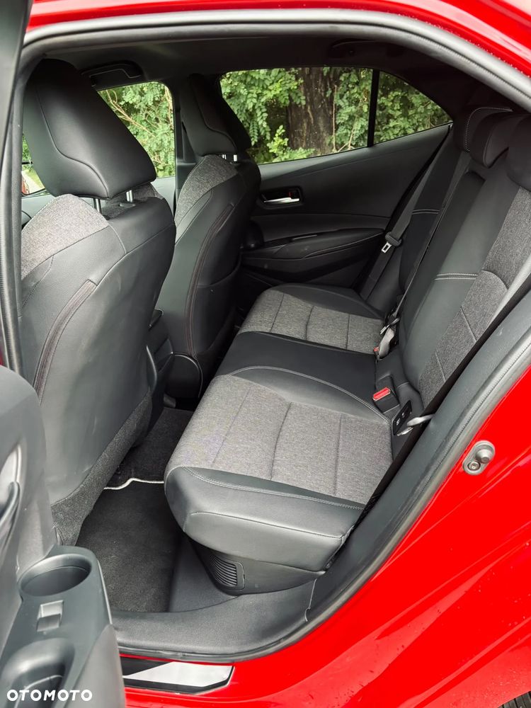 Toyota Corolla 1.8 Hybrid Style - 11