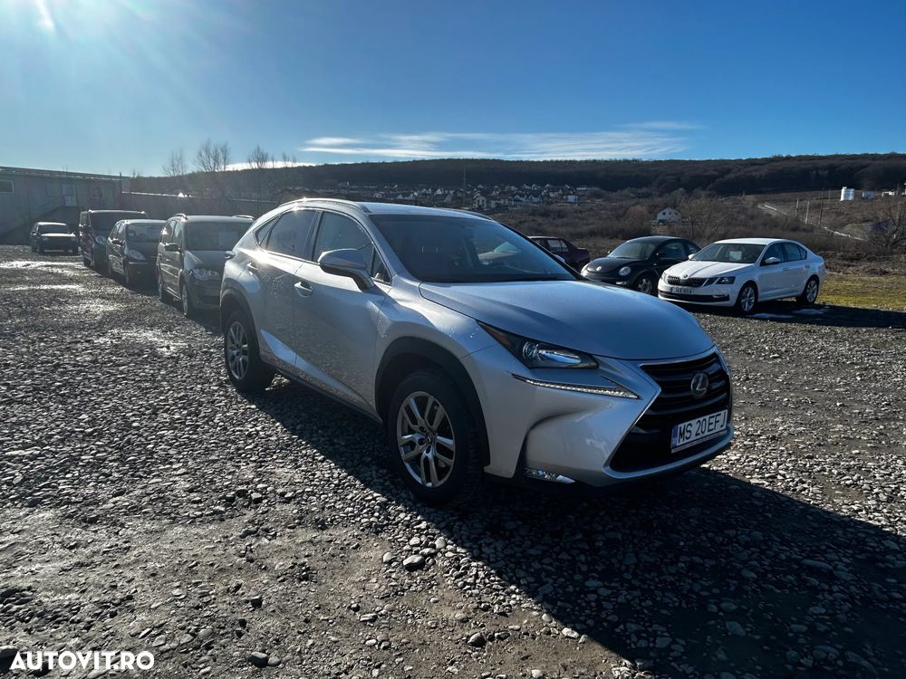 Lexus Seria NX 300h E-FOUR - 9