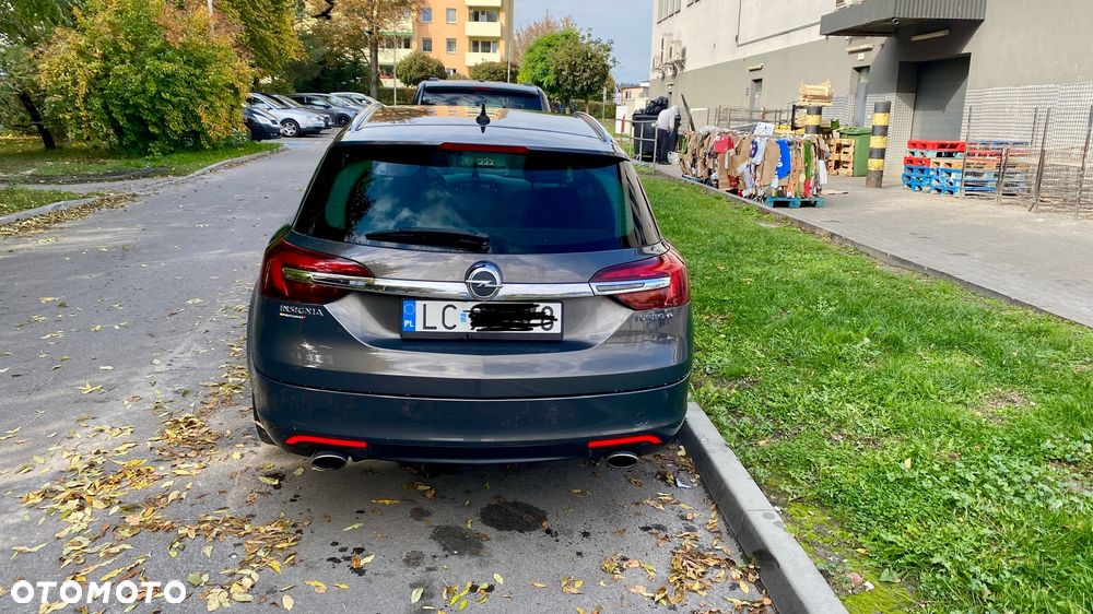 Opel Insignia - 8