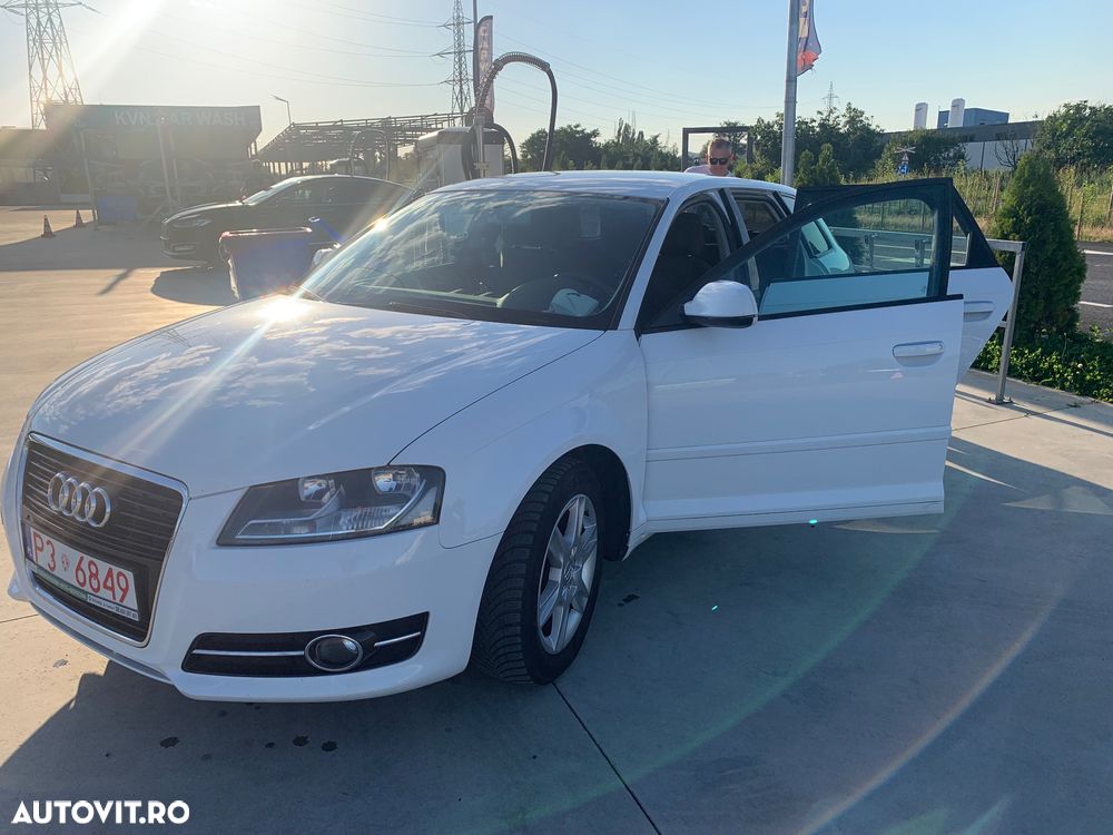 Audi A3 Sportback - 12