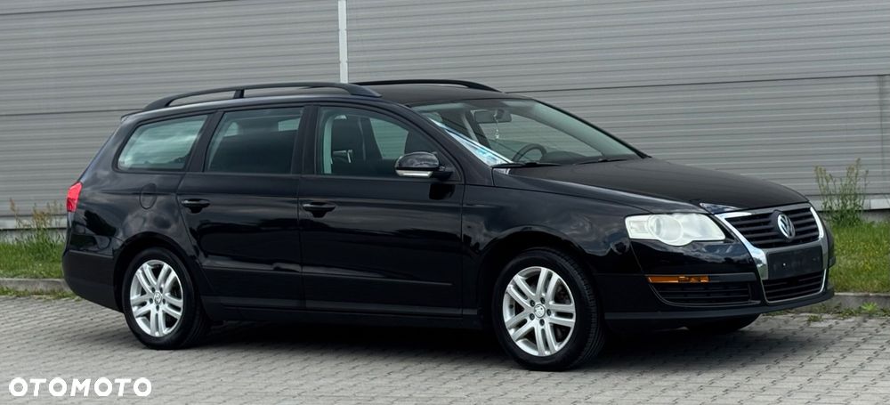 Volkswagen Passat 1.6 Comfortline - 10