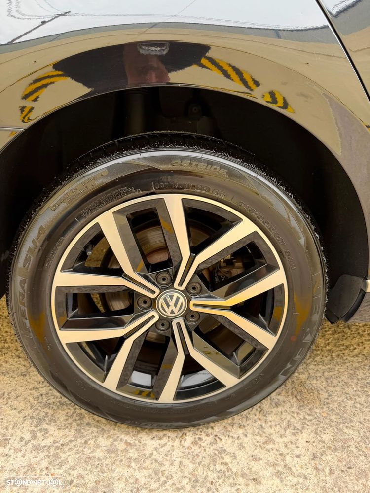 VW Passat 2.0 TDI Highline DSG - 24