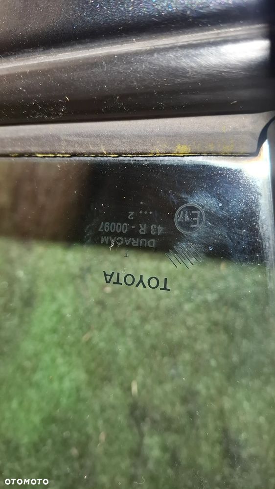 DRZWI TYŁ PRAWE Kompletne TOYOTA VERSO 09- KOD 209 - 9