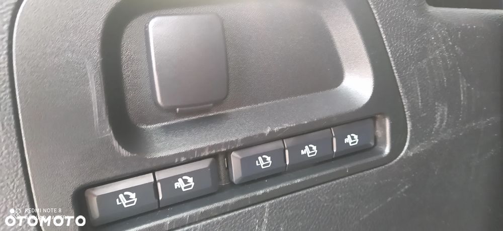 Ford S-Max 2.0 EcoBlue TITANIUM - 10