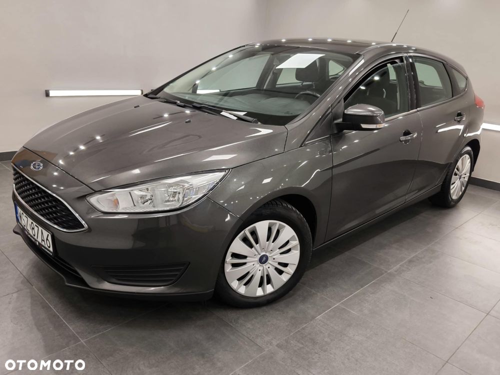 Ford Focus 1.0 EcoBoost Trend - 24