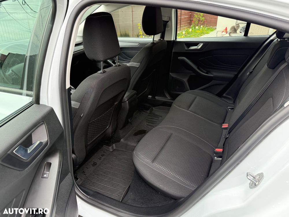 Ford Focus 1.0 EcoBoost Connected - 5