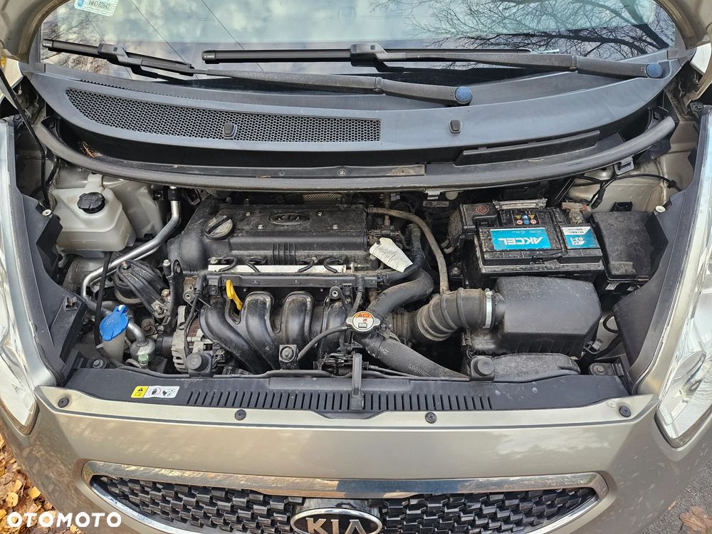 Kia Venga 1.4 M - 16