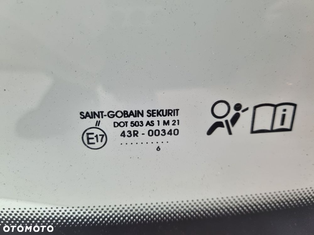 Szyba przednia OPEL ZAFIRA 2005-2011 MINIVAN - 2