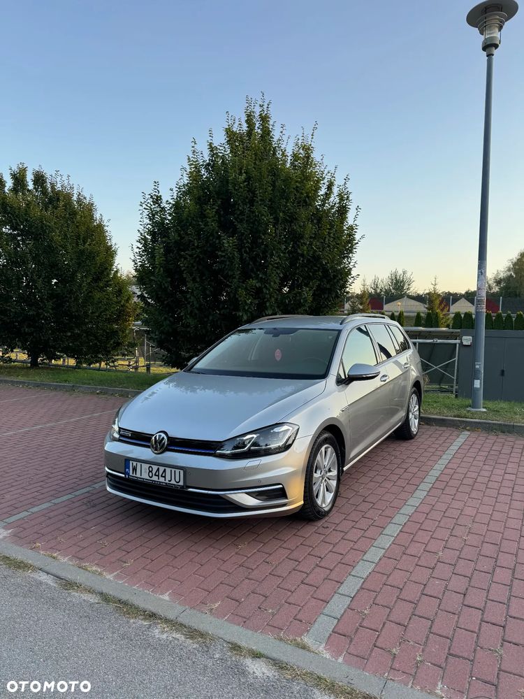 Volkswagen Golf 1.5 TSI BMT Comfortline - 1