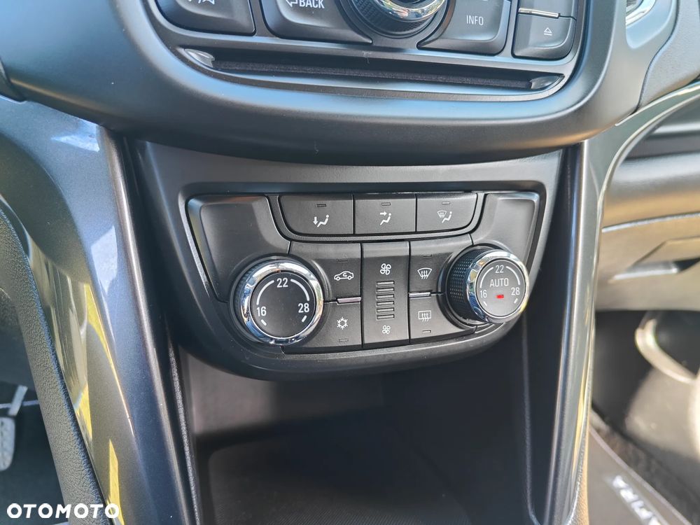 Opel Zafira Tourer 1.6 SIDI Turbo Innovation - 15