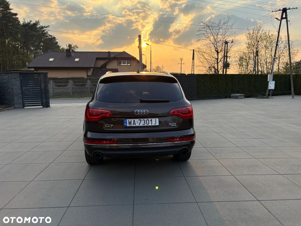 Audi Q7 - 6