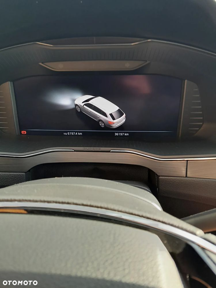 Skoda Superb 1.5 TSI ACT DSG Ambition - 15