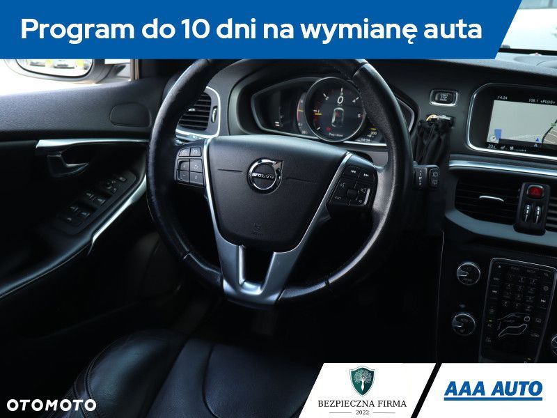Volvo V40 - 9