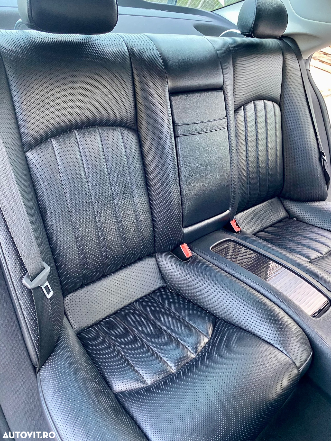 Mercedes-Benz CLS 350 CGI 7G-TRONIC - 20