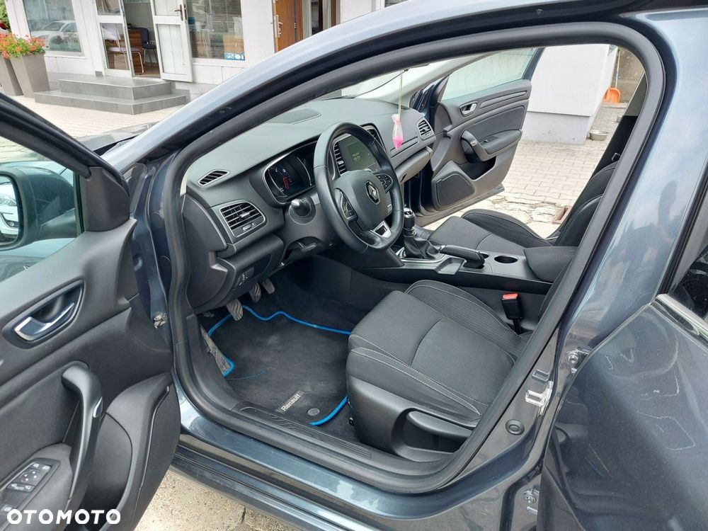Renault Megane - 11