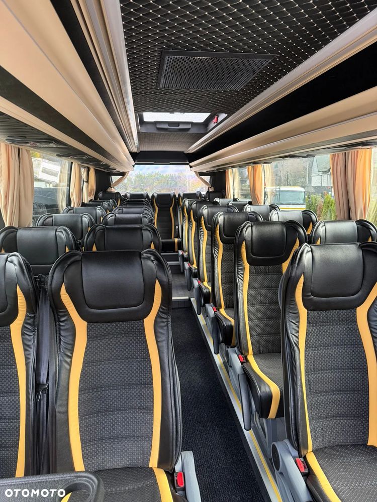 Mercedes-Benz Sprinter 519 - 9