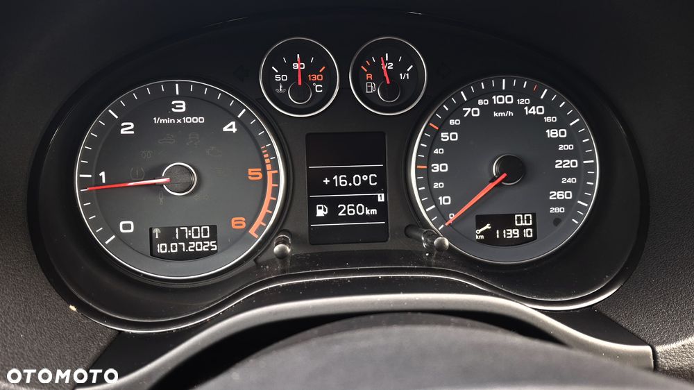 Audi A3 Sportback 1.6 TDI DPF Ambiente - 11