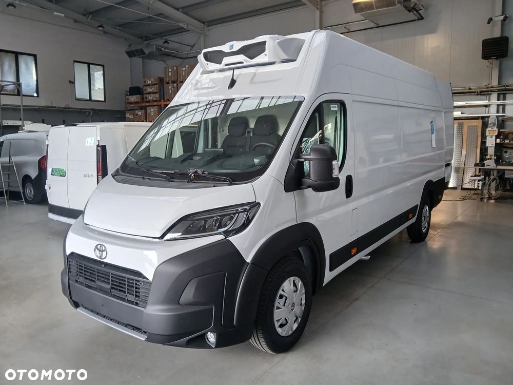 Toyota PROACE MAX Van z zabudową izotermiczną. - 10