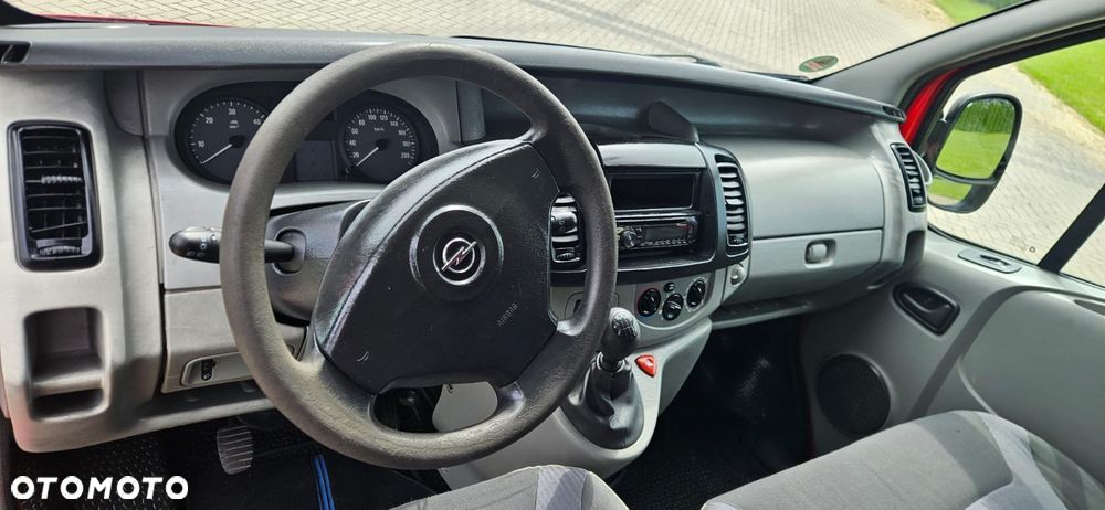 Opel VIVARO - 23
