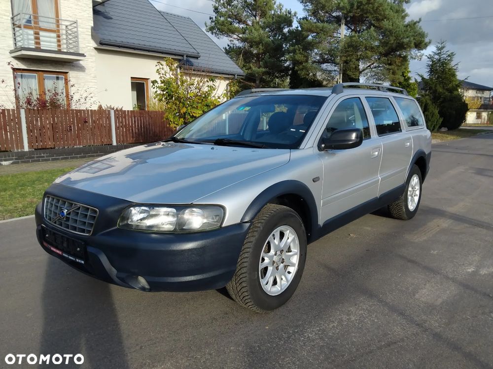 Volvo XC 70 D5 AWD Automatik Comfort - 2